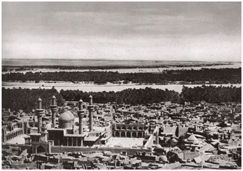 La Kadhimiya, la ciudad santa cerca de Bagdad, desde un avión, Irak, 1925
