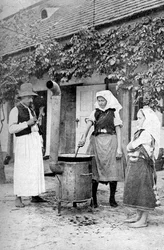 Haciendo gelatina en Czinkota, Hungría, 1922