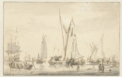 Vista de playa con barcos amarrados