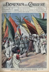 El duce Benito Mussolini en un viaje a Libia es recibido por la multitud. Ilustración de Achille Beltrame en 