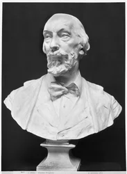 Busto de Auguste Vacquerie (1819-95)