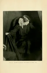 Eva Carrière produciendo ectoplasma, París, 8 de mayo de 1912, extraído de "Fenómenos de materialización: una contribución a la investigación de los teleplásticos mediúmnicos" de Albert von Schrenck-Notzing