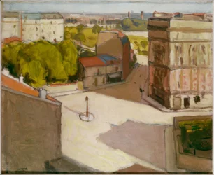 Pequeña plaza con farola