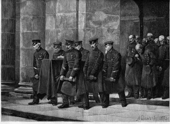 El funeral de una persona discapacitada. Soldados franceses llevando el ataúd de un soldado durante su funeral en la Iglesia de los Soldados (Saint Louis des Invalides) en París. Grabado después de la pintura de Albert Pierre Dawant (1852-1923) en "Le Mond