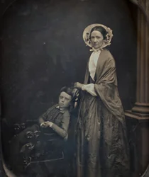 Sin título Una mujer con gorro y chal, con su hijo sentado, c. 1850. Creadores: Albert Sands Southworth, Josiah Johnson Hawes