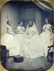 Una novia y sus damas de honor