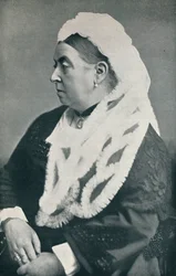 La reina a la edad de sesenta y seis años, c1885, 1901