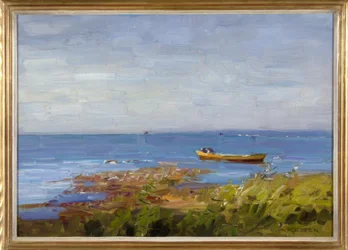 Lago con pequeño bote