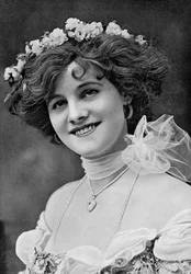 Miss Gertie Millar 1879-1952, actriz, 1902-1903