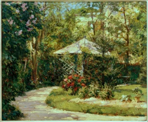 Jardín con pabellón