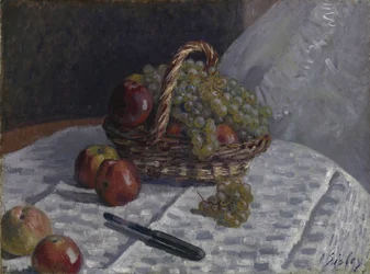 Manzanas y Uvas en una Cesta