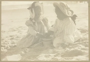 Fiola Flannery, Kitty Stieglitz, 1902
