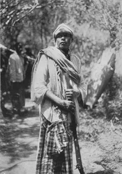 Un cazador de Ceilán, c1890, 1910