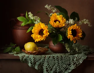Naturaleza muerta rústica con girasoles