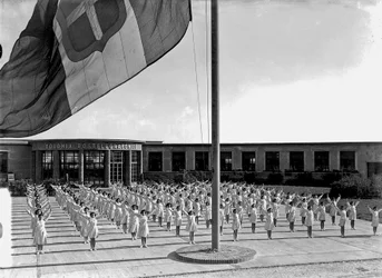 Villa Rosa Maltoni Mussolini: estudiantes haciendo ejercicio