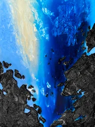 Abstracto costero en azul intenso