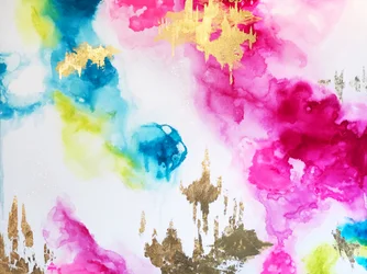 Tinta dorada, rosa y azul