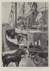 La Reina en Cimiez, visita de Su Majestad al yate del Príncipe de Gales Britannia en el puerto de Niza