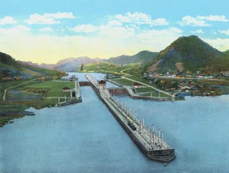 Vista aérea de las esclusas de Pedro Miguel, Canal de Panamá