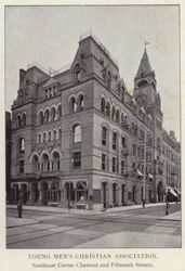 Filadelfia: Asociación Cristiana de Jóvenes, Esquina Sureste de las Calles Chestnut y Decimoquinta