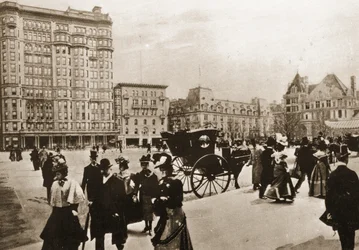 Frente al Hotel Plaza, Ciudad de Nueva York, 1896