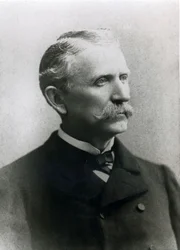 James B. Hume, jefe de detectives de Wells Fargo