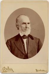 John Greenleaf Whittier (1807-92), poeta cuáquero y abolicionista estadounidense