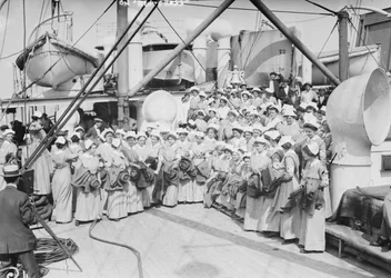 En la Cruz Roja, 1914