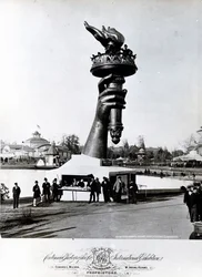 La mano y la antorcha de la Estatua de la Libertad, 1876