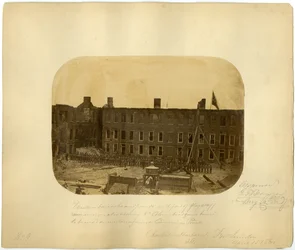 Cuarteles occidentales y desfile, Batalla de Fort Sumter, 15 de abril de 1861