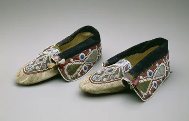 Mocasines, Chippewa, c.1835