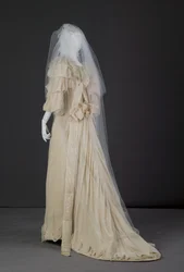 Vestido de novia, 1892