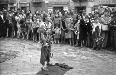 CROTONE - EDICIÓN DE ESCAPOLOGY