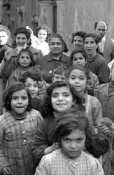 CROTONE - FOTOGRUPO EN LA CALLE