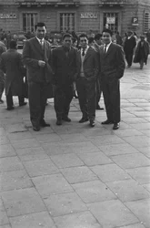 CUATRO AMIGOS EN DESCANSO A CROTONE