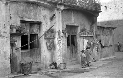 CHICAS EN CROTONE