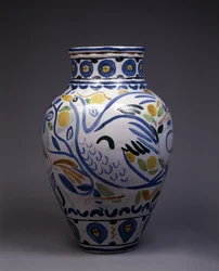 Jarrón de mayólica pintado y decorado con un pájaro (cerámica)