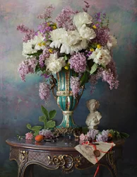 Elegante bodegón floral