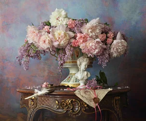 Naturaleza muerta floral romántica