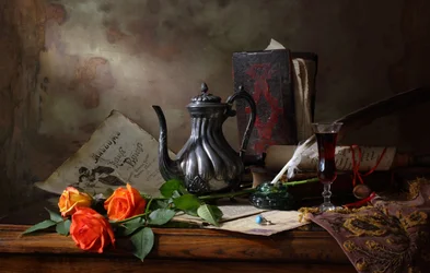 Naturaleza muerta en un escritorio vintage