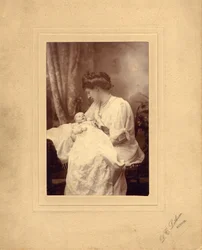 La Duquesa Evelyn Cavendish con su hija Lady Anne