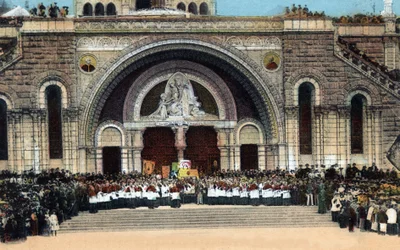 Entrada del Rosario y Bendición del Santísimo Sacramento - Lourdes - Altos Pirineos (65) alrededor de 1930.