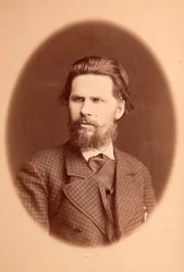 Retrato del artista Ivan Nikolaievitch (Nikolaevich) Kramskoi (1837-1887). Foto de albúmina