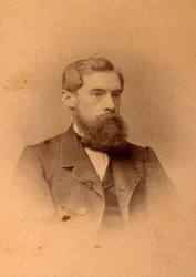 Retrato del coleccionista, mecenas y fundador de la galería Pavel Mikhailovich Tretyakov (Pavel Mikhailovitch Tretiakov) (1832-1898). Foto de albúmina