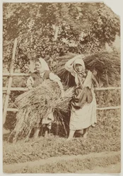 Campesinas rusas, c.1855 (impresión en papel salado a partir de negativo en papel encerado)