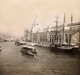 Exposición Universal de 1900 en París: El palacio de los ejércitos de tierra y mar - colección privada