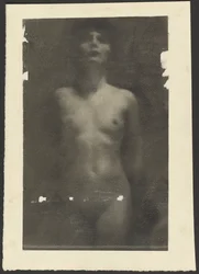 [Estudio de desnudo femenino]