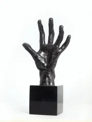 La mano, moldeada por Georges Rudier, París