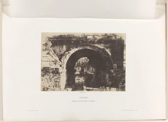 Arco de la Iglesia de Santa María de los Latinos, Jerusalén Jerusalén. Portail de Sainte Marie la Grande (título sobre objeto)