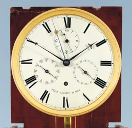 Reloj de pie de un mes con ecuación del tiempo y calendario completo